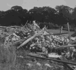 Ponk at the site of Bells Lodge